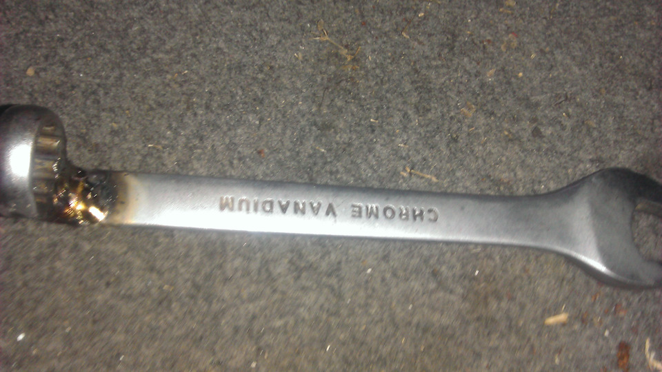 Заміна опори заднього амортизатора. 2