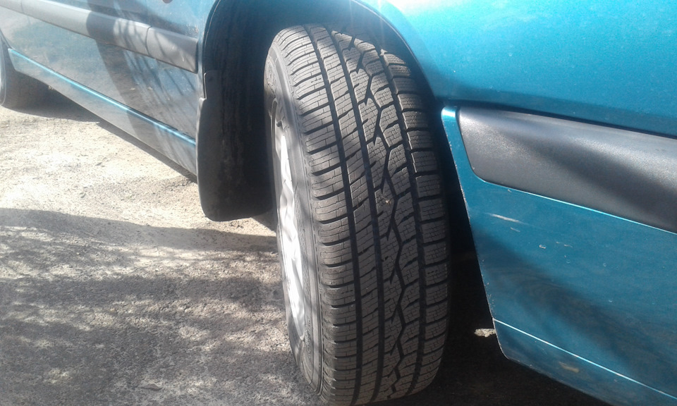 Заміна шин. Toyo Celsius 195/65 R15 91T 1