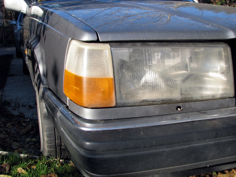 Оновлення передньої оптики на Volvo 960 1