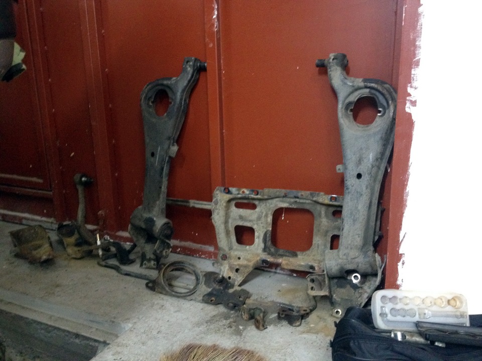 Відновлення задньої підвіски MULTI-LINK на Volvo 960 (частина 1) 5