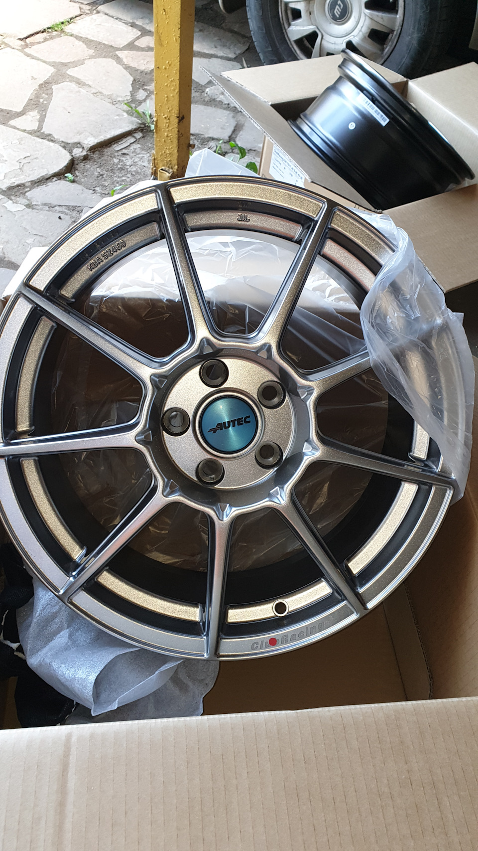 Диски 17' AUTEC ClubRacing 7,7 кг 1