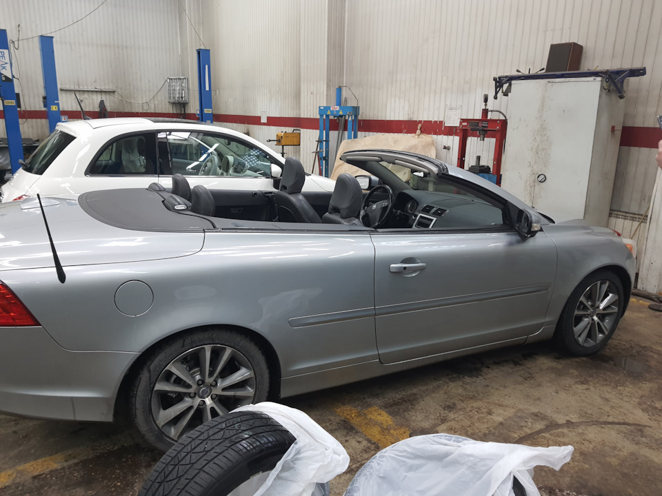 Перевірка мастила та чищення салону 1