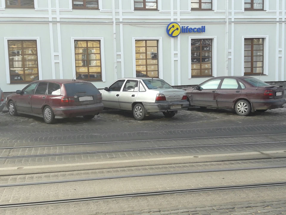 Зустрів v40