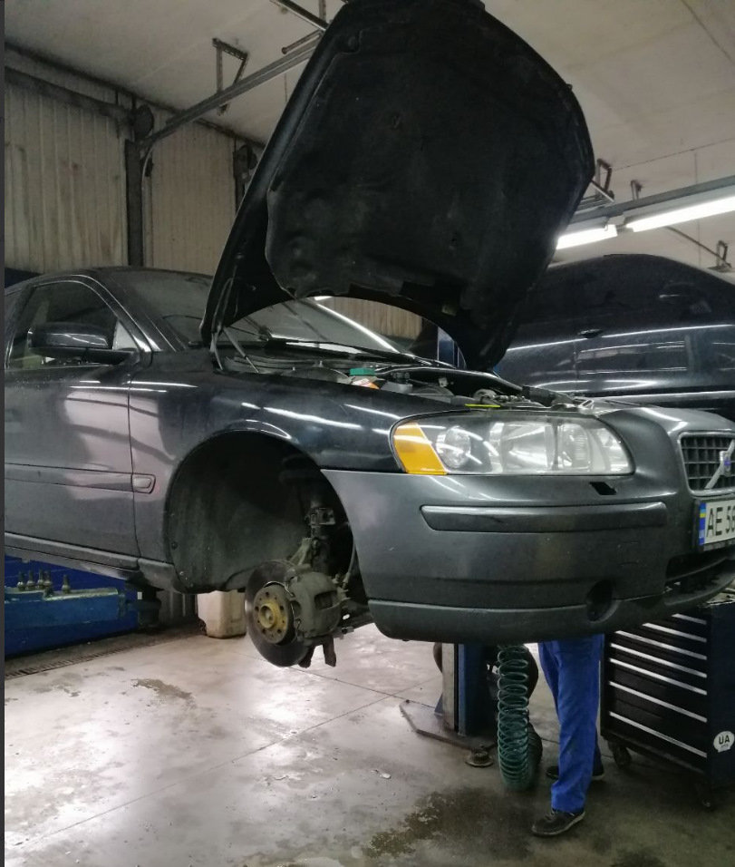 Volvo S60 Опори та опорні підшипники ч.2 1