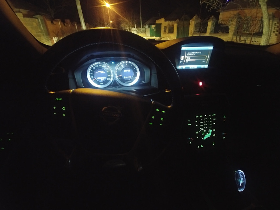 Заміна циферблата спідометра Volvo S80 2