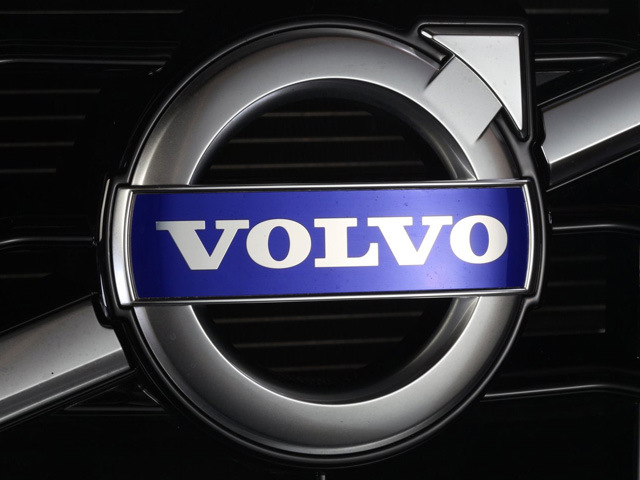 Підрахунок володіння Volvo S80 за півроку 1