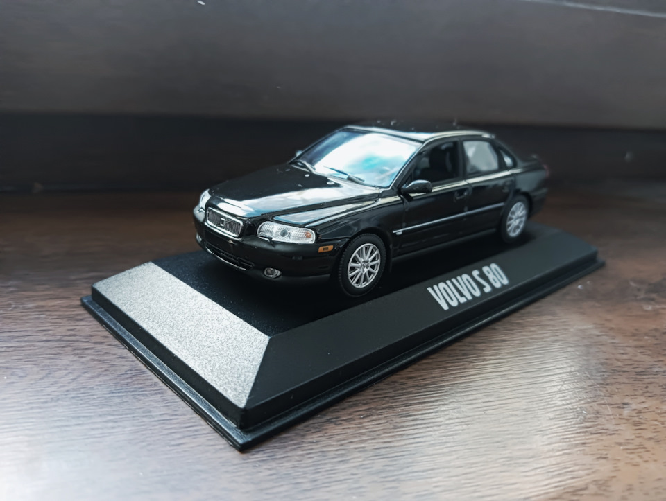 volvo s80 Minichamps 1:43 1