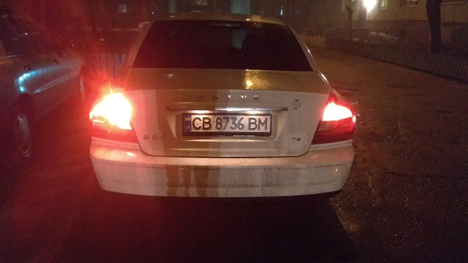 Симетрія заднього протитуманного світла 2