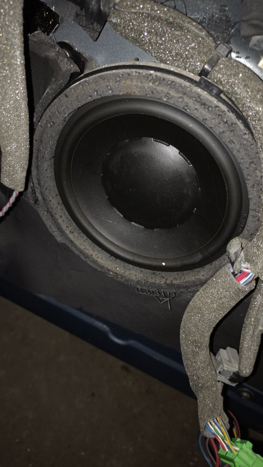 Установка Dynaudio 5