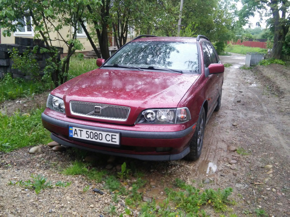 Тюнінг проект частина 1 заміна передніх фар, фари volvo v40 2