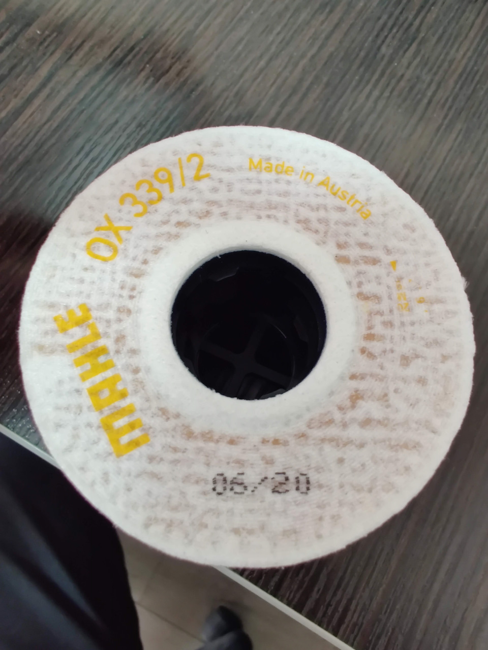 Масляні фільтри VOLVO, MANN, MAHLE\KNECHT на D4204T 3