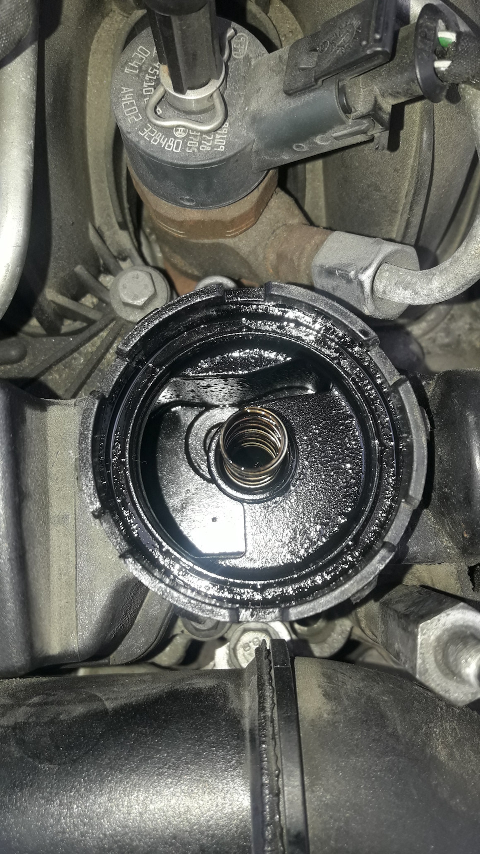 Спливе масло на виході з інтеркулера. 1,6HDi, Volvo V50 1.6D, D4164t. ВИРІШЕНО! 1