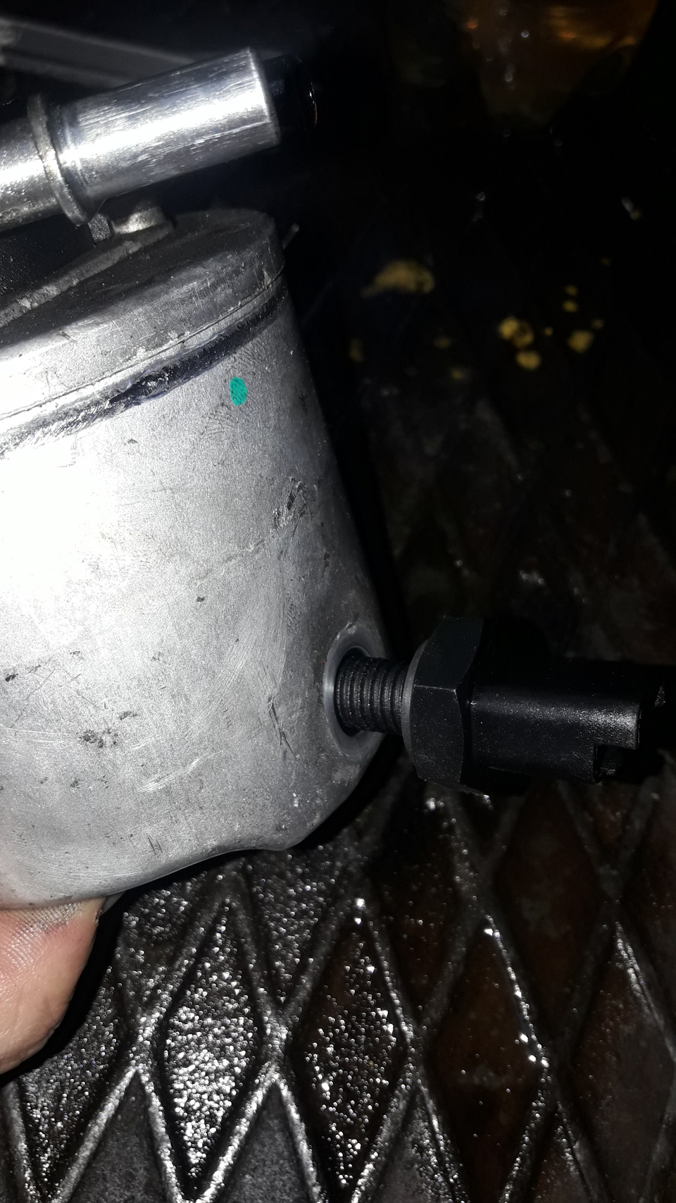 Пристрій паливного фільтра VOLVO V50 4