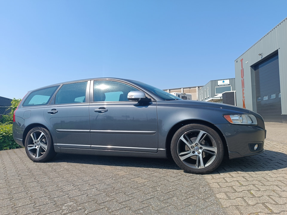 Чип тюнінг Volvo V50 1.6 D2 115vs140 HP 270vs320 NM 4