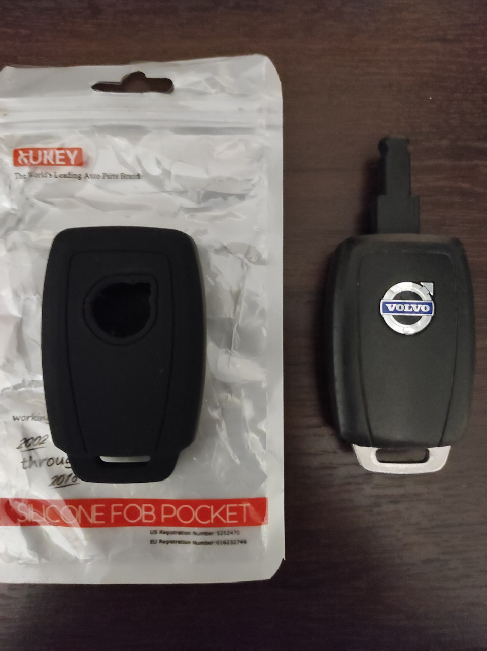 Чохол для ключа V50 2