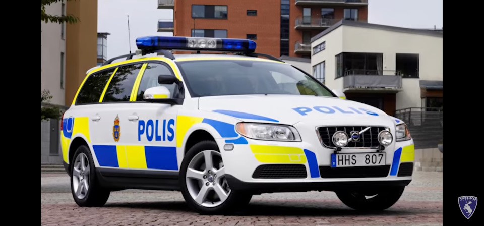 VOLVO V70 III 3
