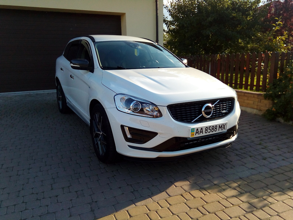 Обновили мордочка Volvo XC60 2