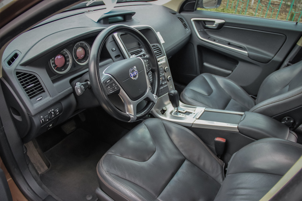 Салон Volvo XC60 після 7-ми років та 100000 км👌 1