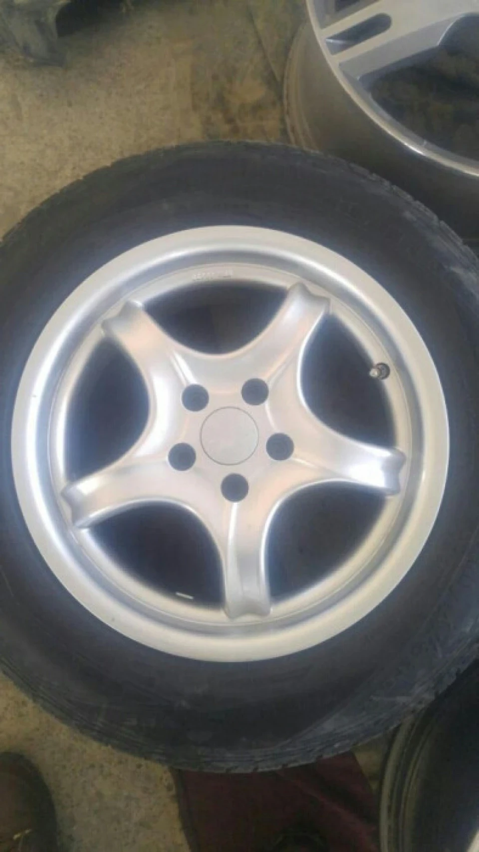 ПРОДАМ 5x108 r16 et 32 ​​з гумою