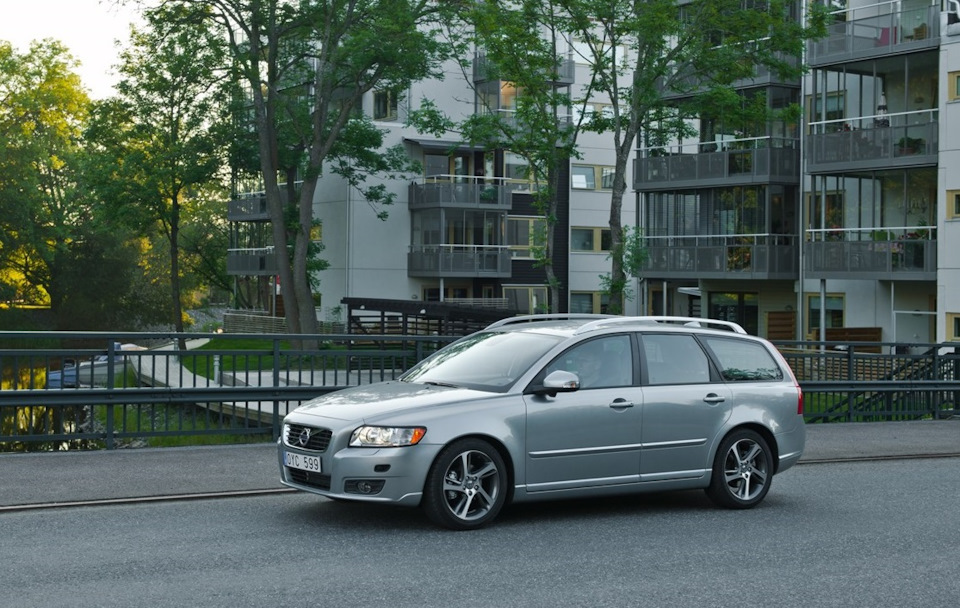 Диски Volvo Spider на 17 + шини 4