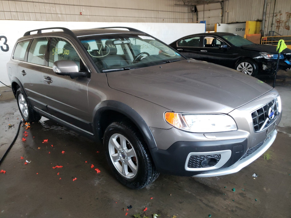 Покупка Volvo XC70 у США 1