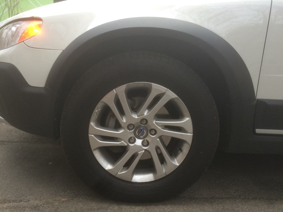 Встановив (бублики) гуму 235/65 R17 1