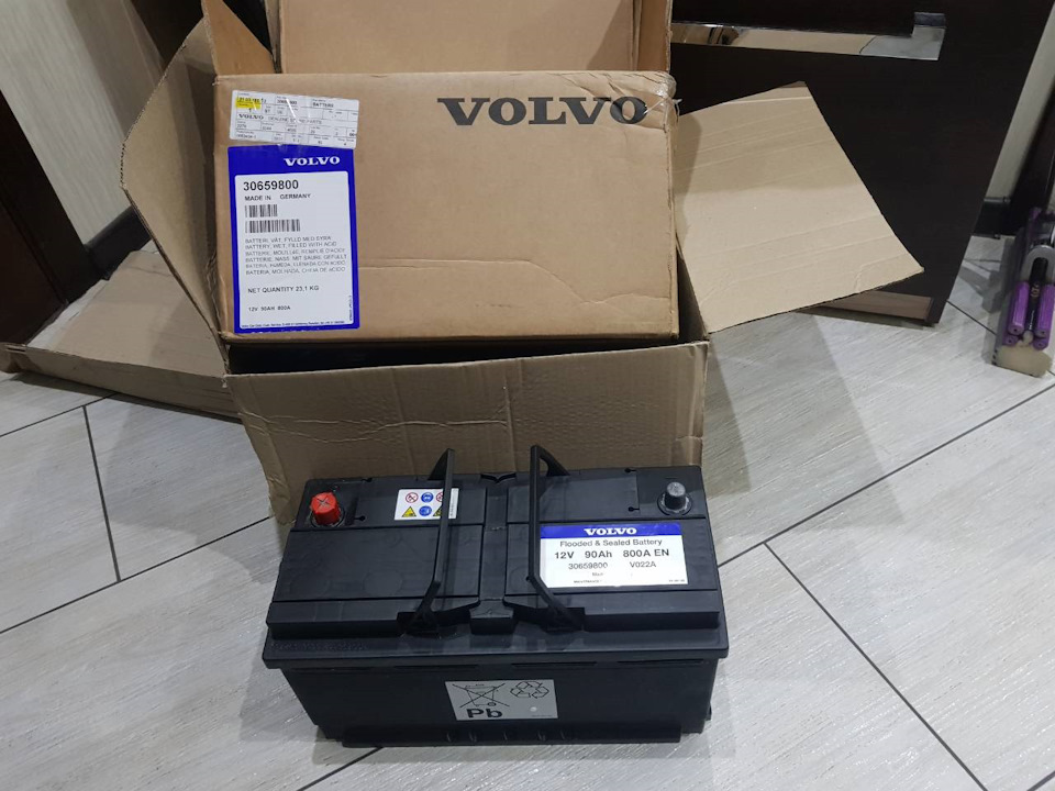 АКБ 800А 90Ah Volvo original 3