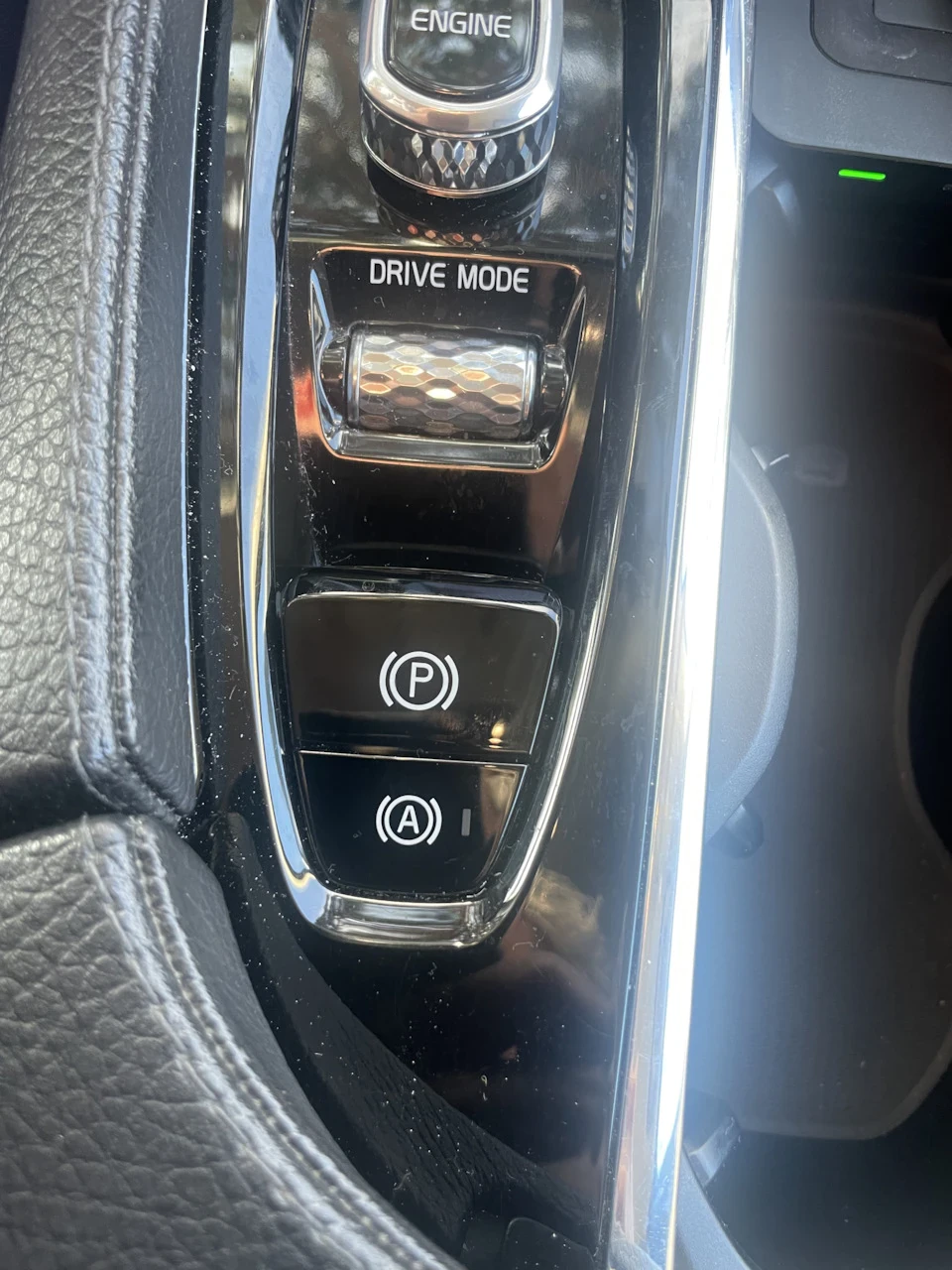 Странь з блоком гальма стоянки і autohold