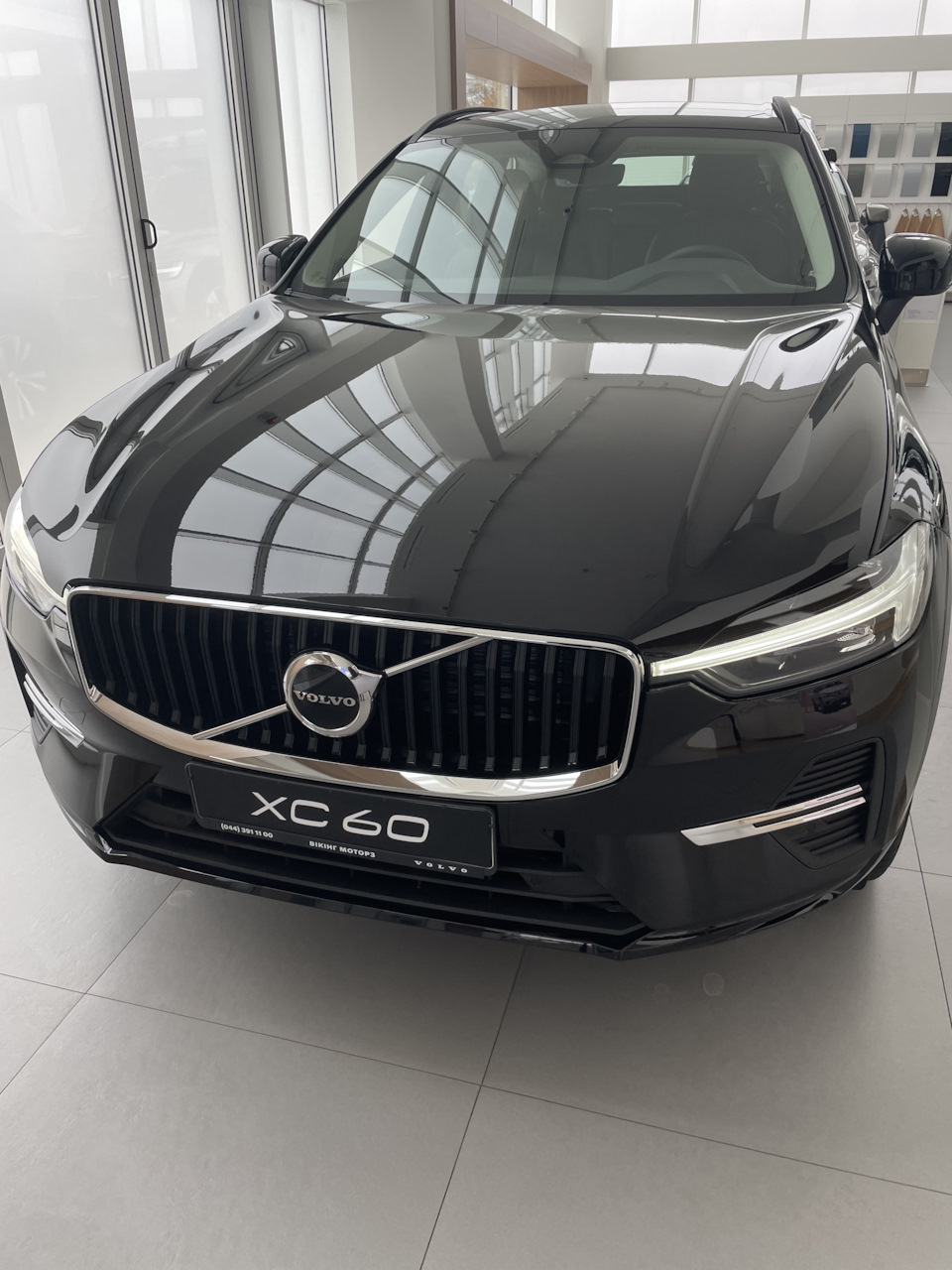 Побіжно глянув XC60 MY2022 1