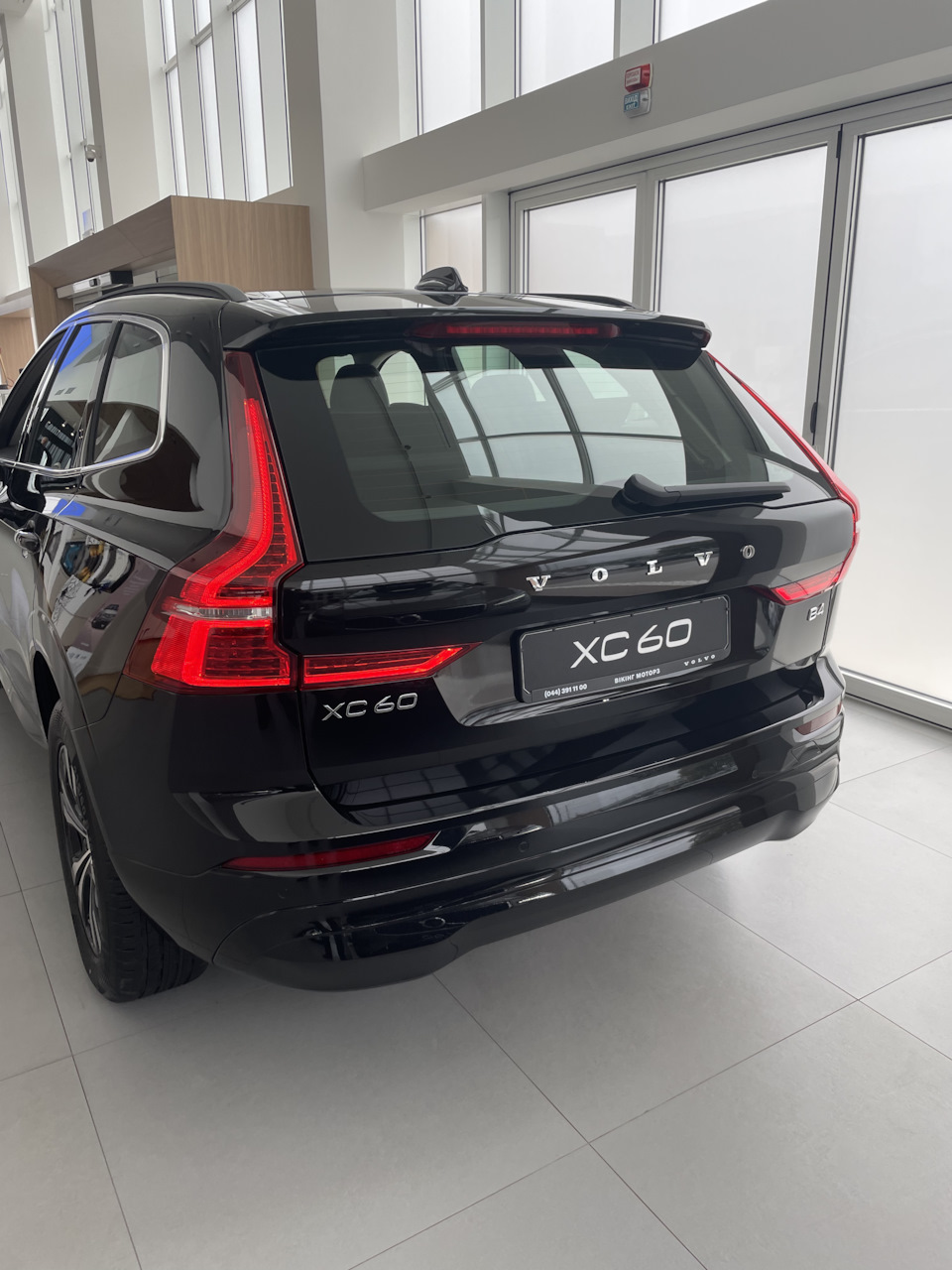Побіжно глянув XC60 MY2022 2