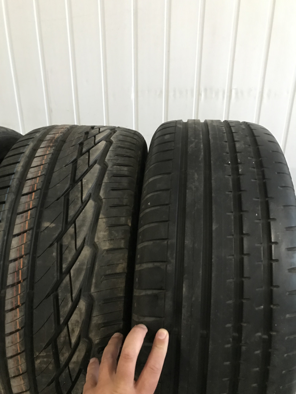 275-40-20 General Grabber GT 1