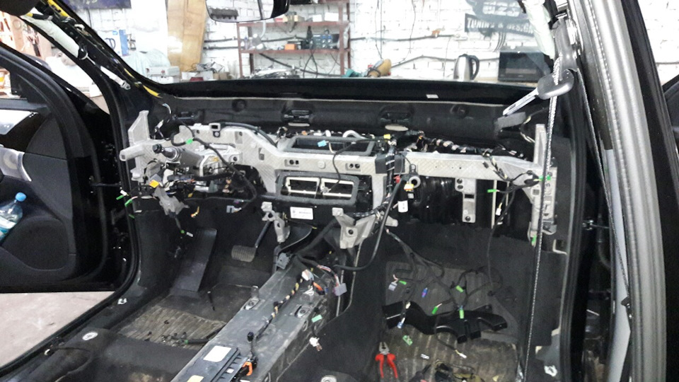 Шумоізоляція XC90 T8 1