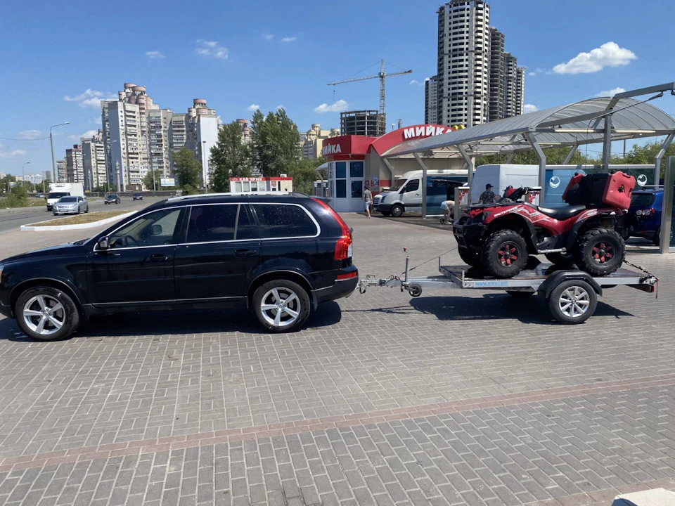 Фаркоп у справі.