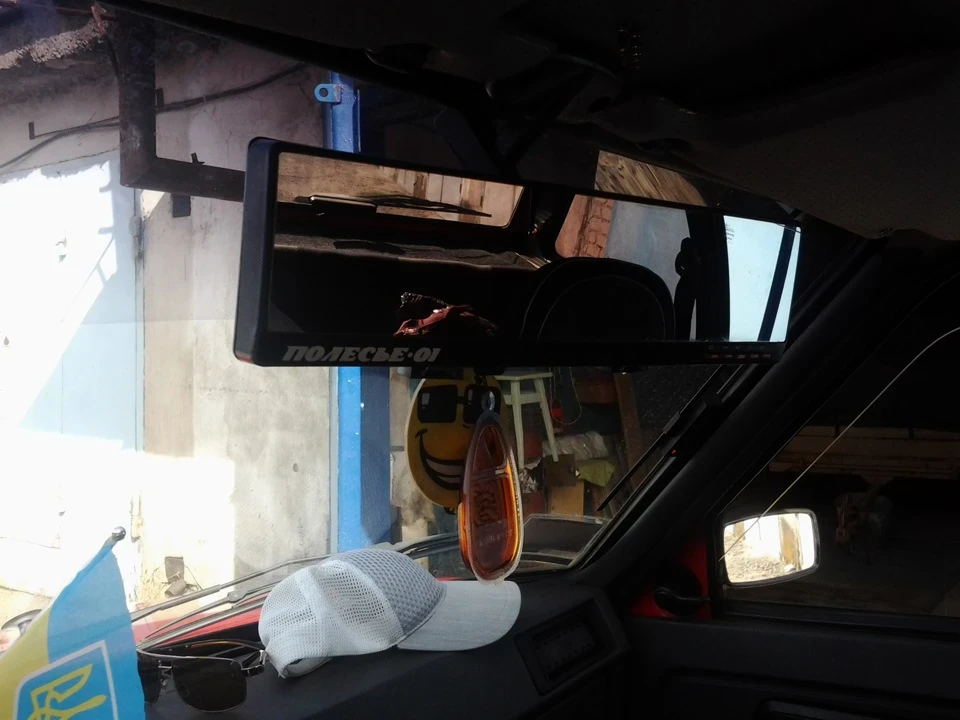 накладне дзеркало