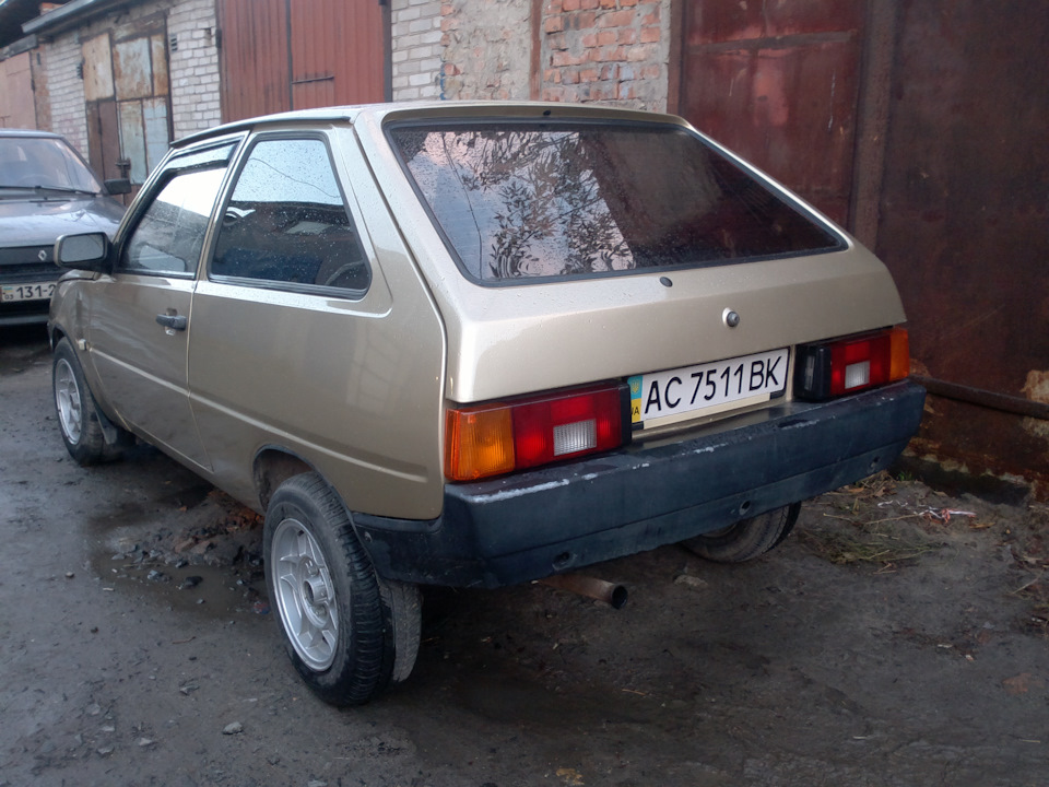 На даний момент виглядаєм так і продаємся. 5