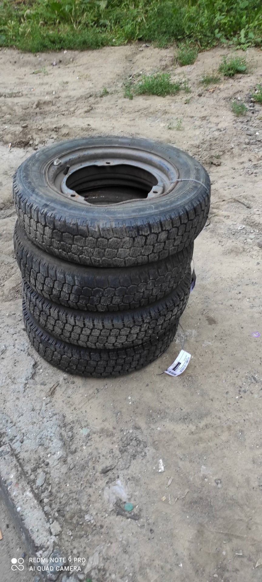 Попрощався. 4