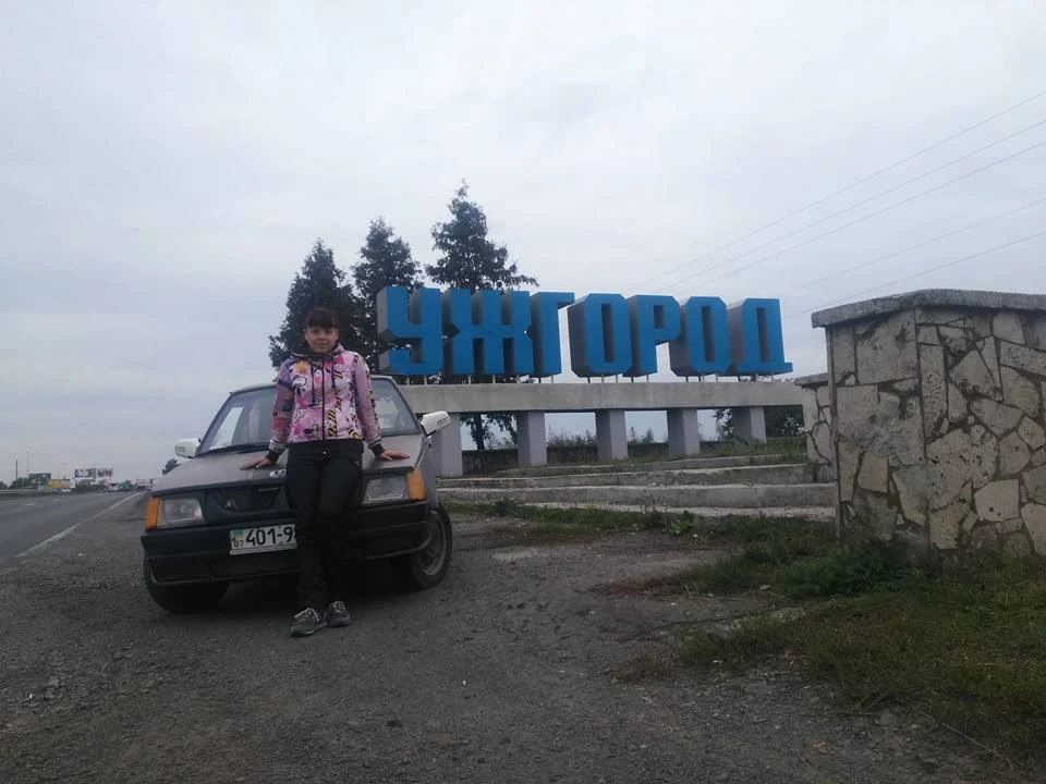 Їздили на Кладовище
