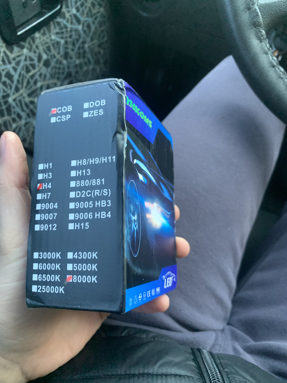 LED у звичайні фари Таврона. 2