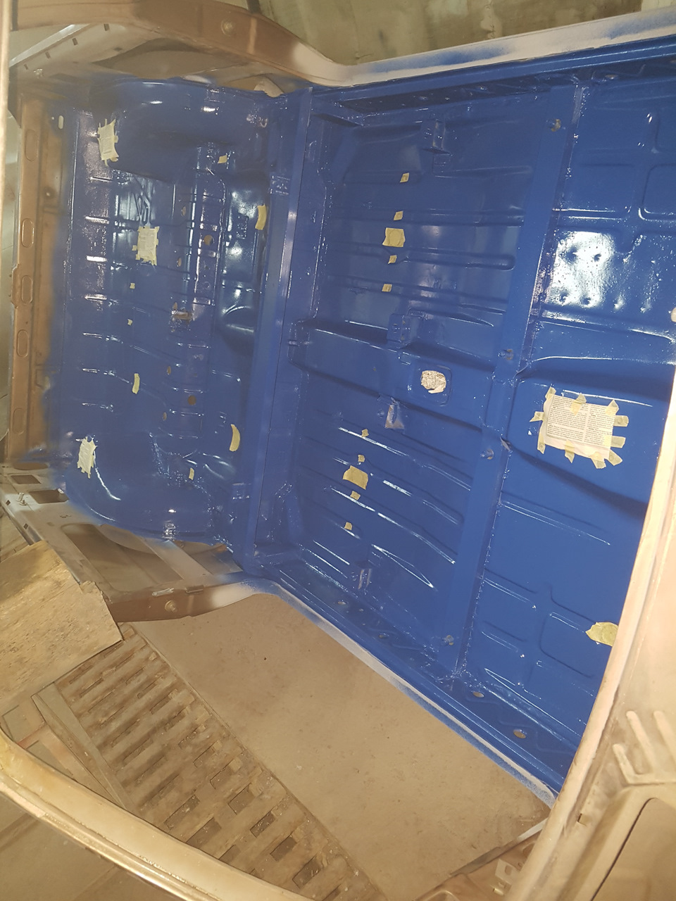 Пофарбували салон та підкапотку 1