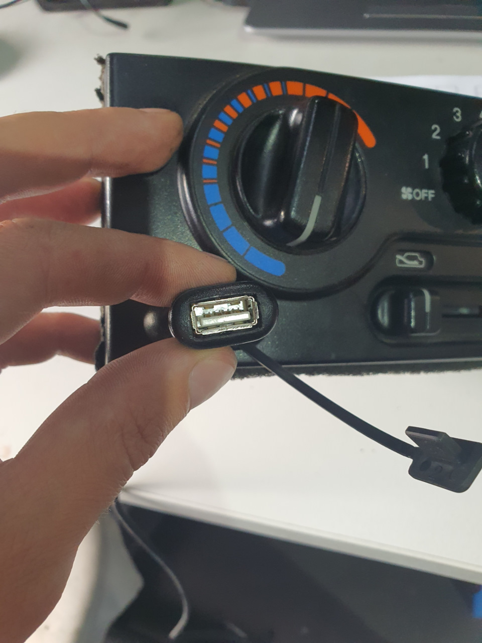 USB вихід 3