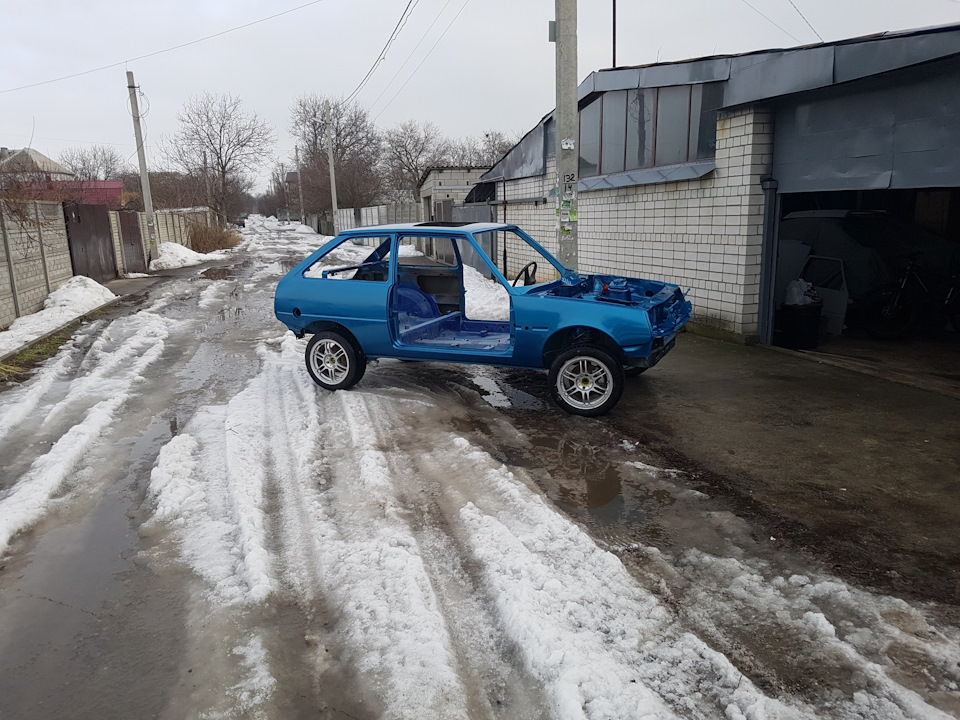 Зустрічайте таврія в кольорі BMW C16 Long Beach Blue 5