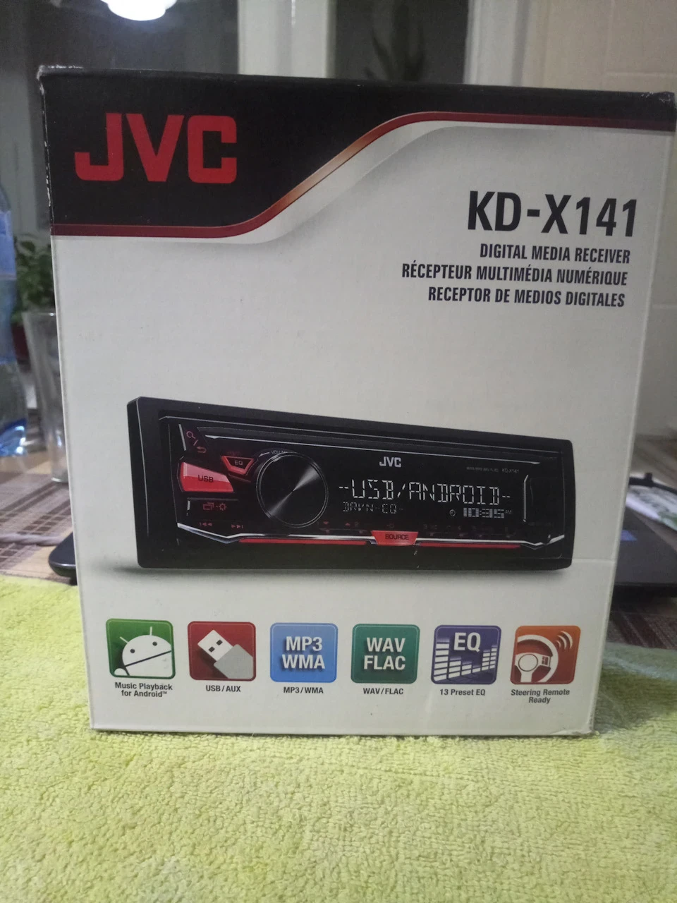 Музика JVC KD-X141