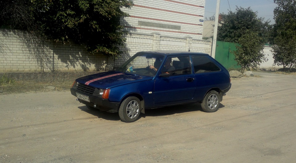 Наклейка 2