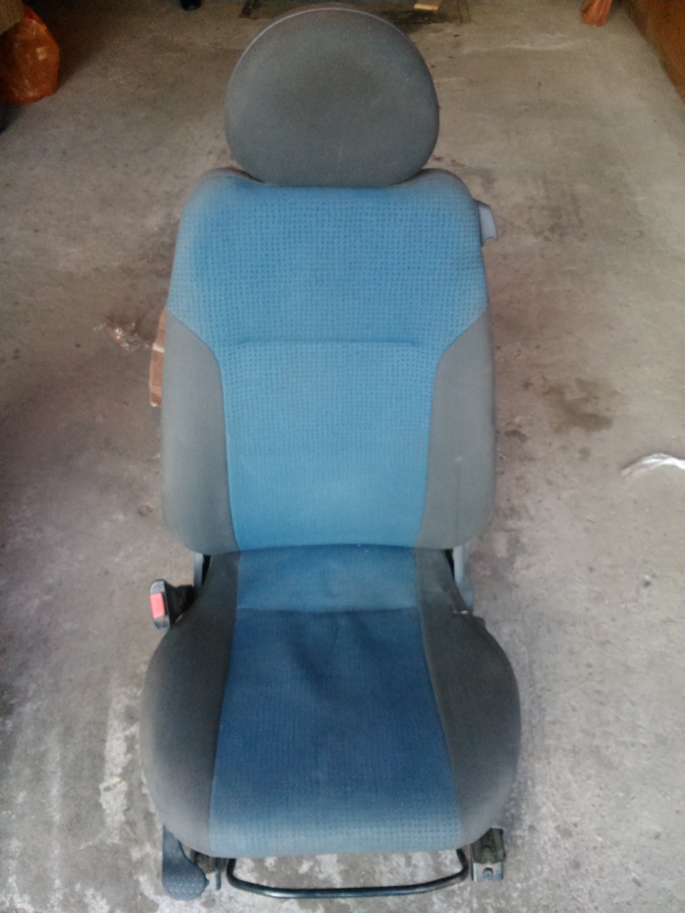 Купив сидіння Opel Combo 2