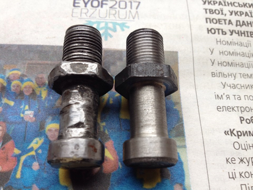 Палець дверної таврія 3