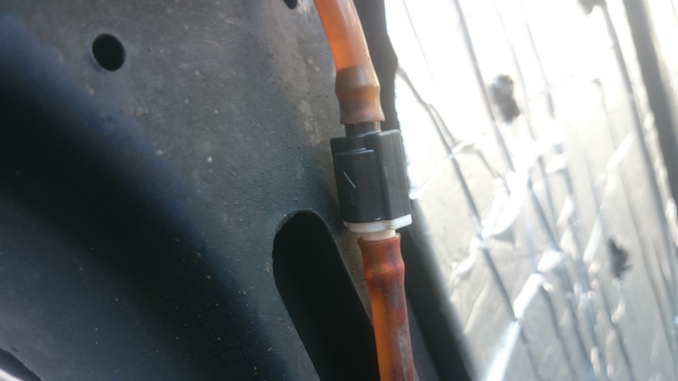 Зворотний клапан омивача Toyota 3