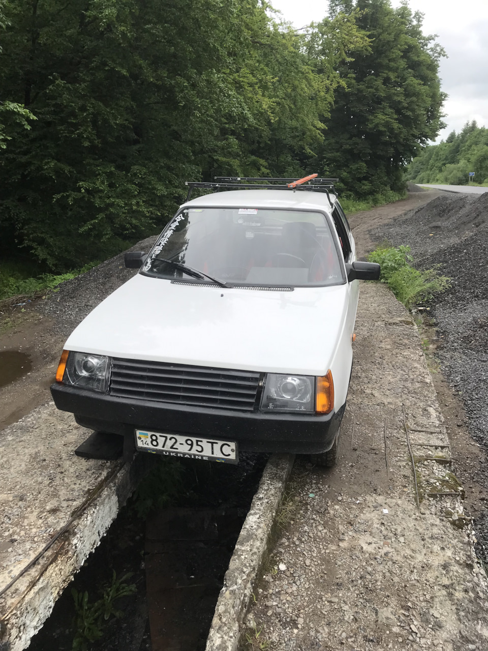 Заміна радіатора і встановлення печі, а також повна ревізія гальм) 3