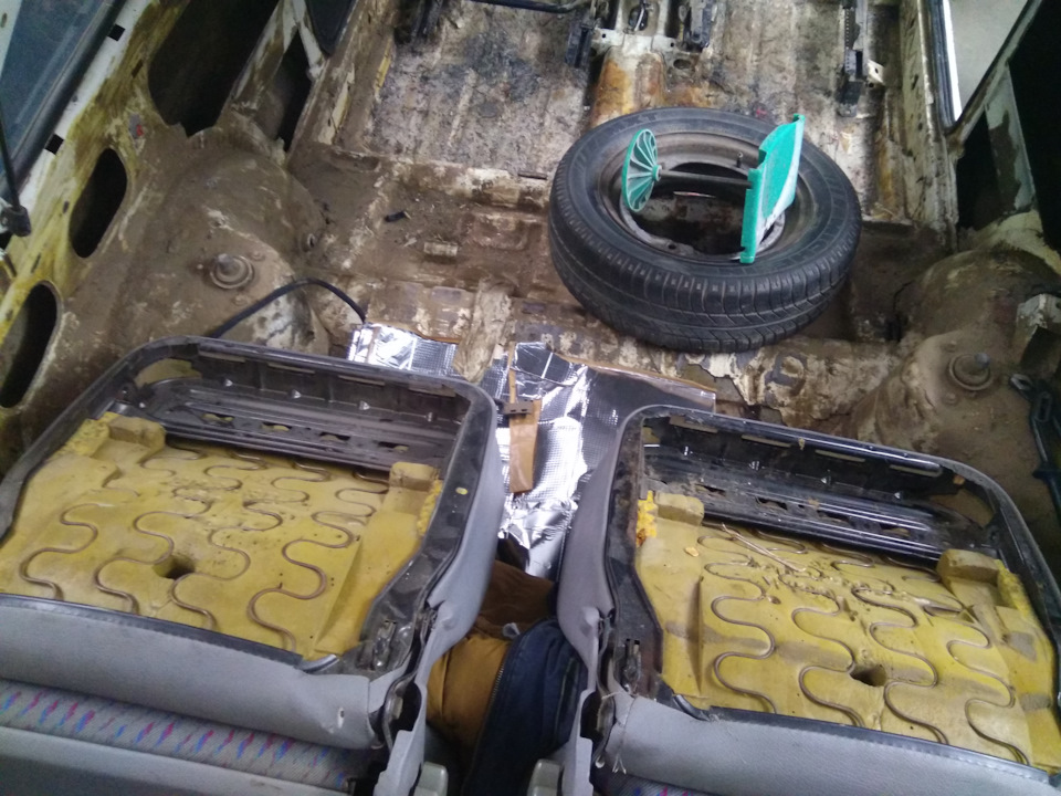Встановлення сидінь opel Corsa в ЗАЗ Таврія 3