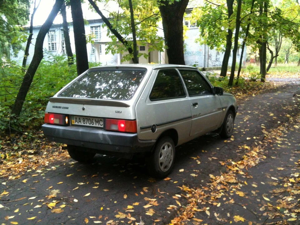 Перші фотографії