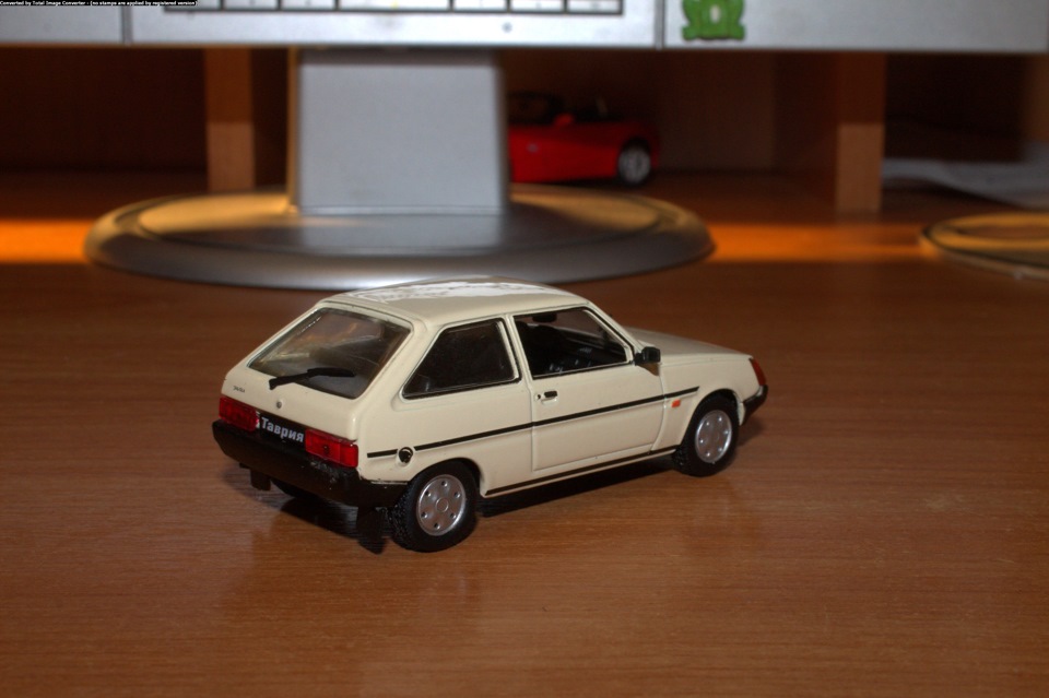 Таврія Модель 1:43 3